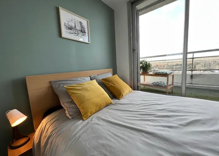 Apartment Above Eiffel Tower View Balcony Paris