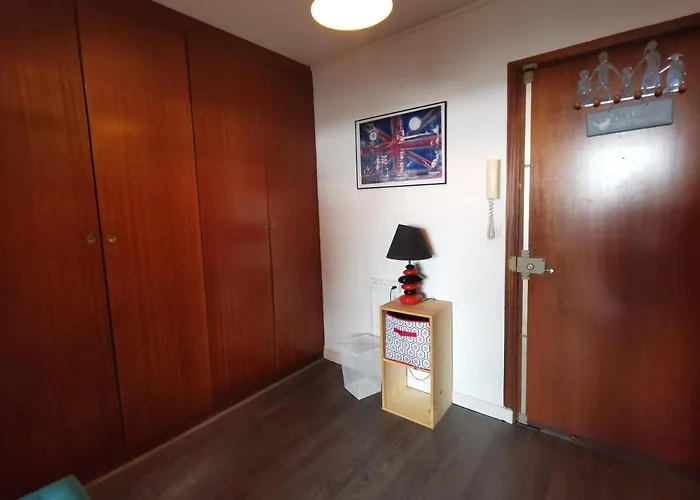 Apartment Above Eiffel Tower View Balcony Paris