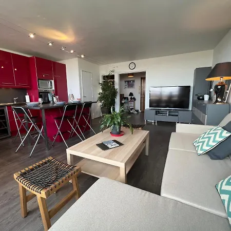 Above Eiffel Tower View Balcony Apartamento *